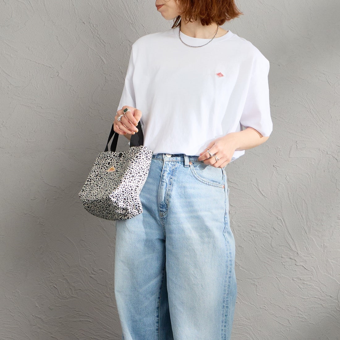 DANTON [ダントン] ショート丈 無地 半袖Tシャツ [DT-C0404CJJ] WHITE &&モデル身長：158cm 着用サイズ：M&&