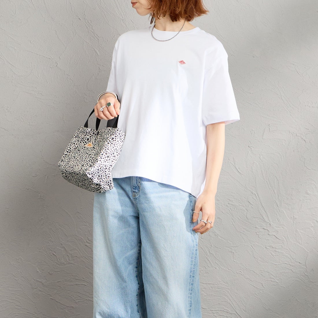 DANTON [ダントン] ショート丈 無地 半袖Tシャツ [DT-C0404CJJ] WHITE &&モデル身長：158cm 着用サイズ：M&&