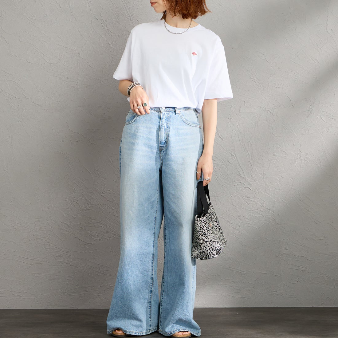 DANTON [ダントン] ショート丈 無地 半袖Tシャツ [DT-C0404CJJ] WHITE &&モデル身長：158cm 着用サイズ：M&&