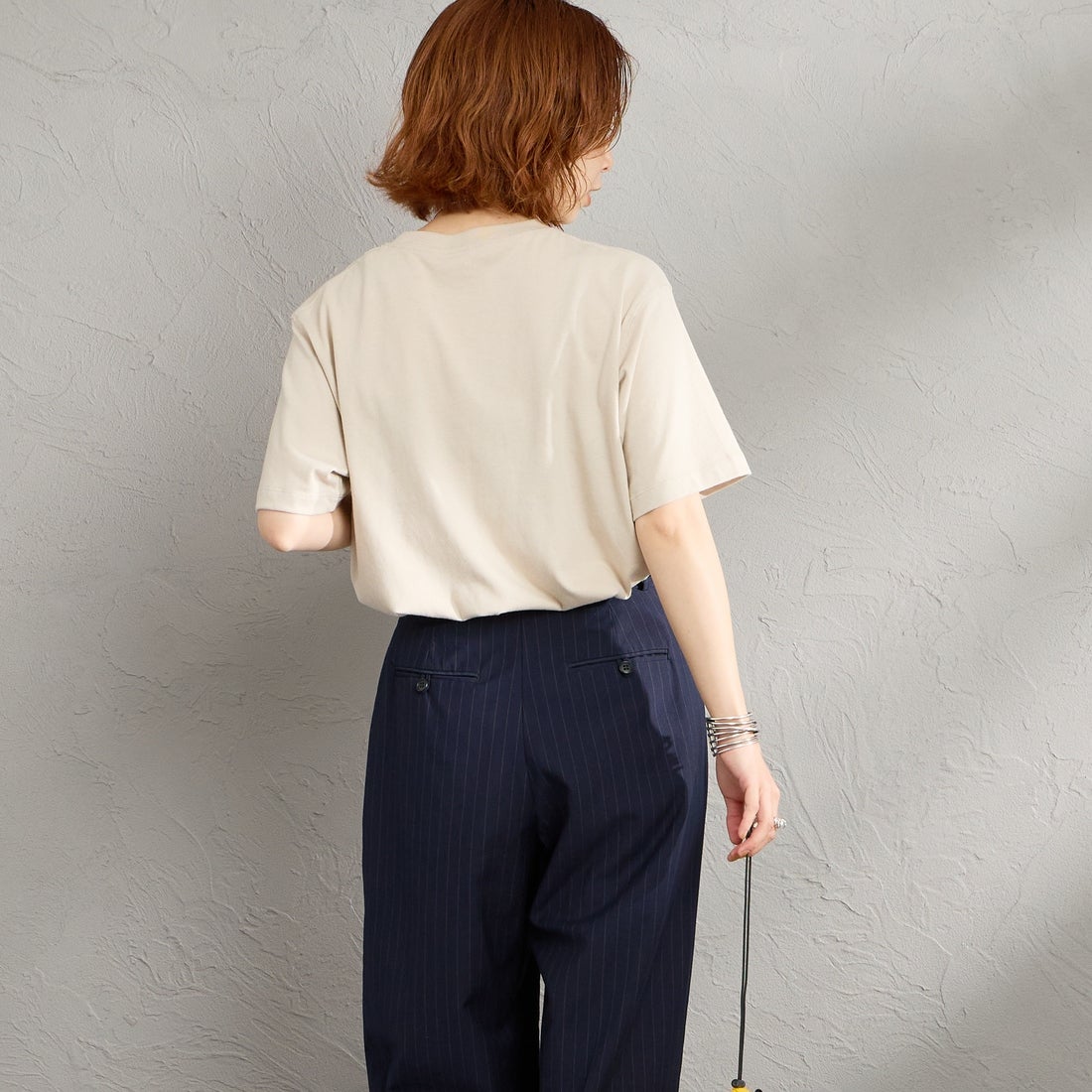 DANTON [ダントン] ショート丈 無地 半袖Tシャツ [DT-C0404CJJ] GREIGE &&モデル身長：158cm 着用サイズ：M&&