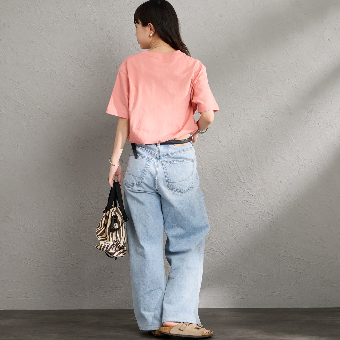 DANTON [ダントン] ショート丈 無地 半袖Tシャツ [DT-C0404CJJ] PINK &&モデル身長：150cm 着用サイズ：S&&