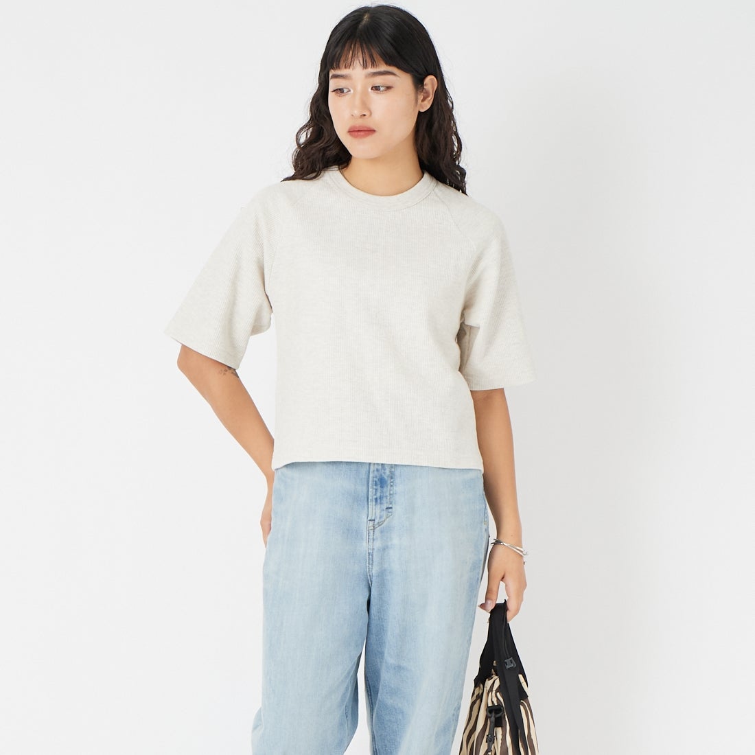 blurhms ROOTSTOCK [ブラームス ルーツストック] ラフ＆スムース サーマル ラグランTシャツ [BROOTS24S21S26] 02 H.OATME &&モデル身長：162cm 着用サイズ：0&&