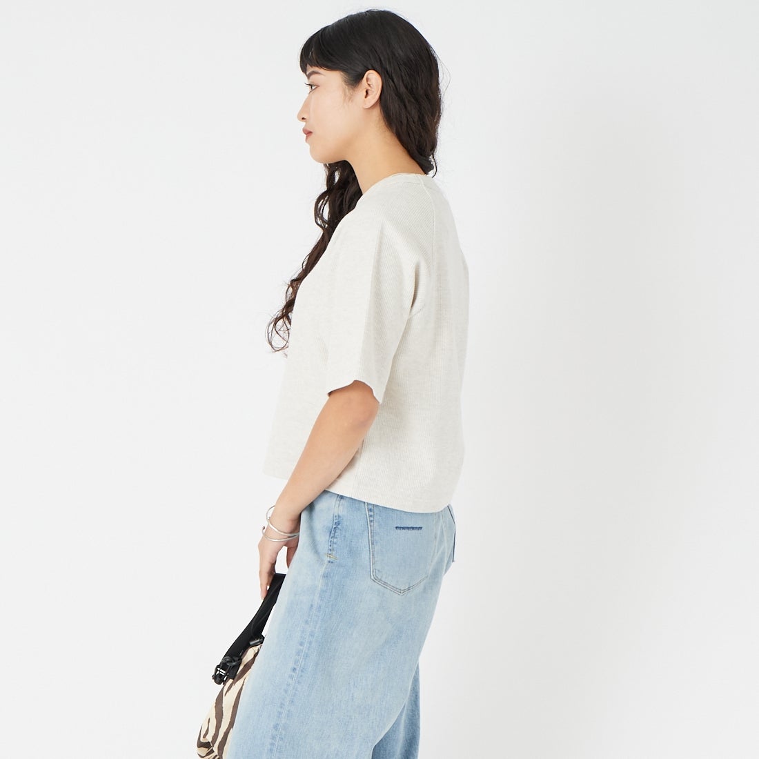 blurhms ROOTSTOCK [ブラームス ルーツストック] ラフ＆スムース サーマル ラグランTシャツ [BROOTS24S21S26] 02 H.OATME &&モデル身長：162cm 着用サイズ：0&&