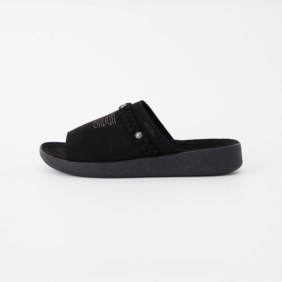 BLACK/BLAC