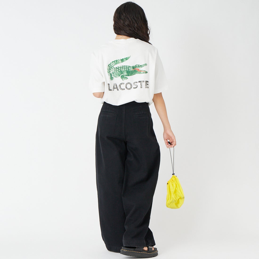 LACOSTE [ラコステ] ビンテージロゴ Tシャツ [TH9425] 70V FLOUR &&モデル身長：162cm 着用サイズ：2&&