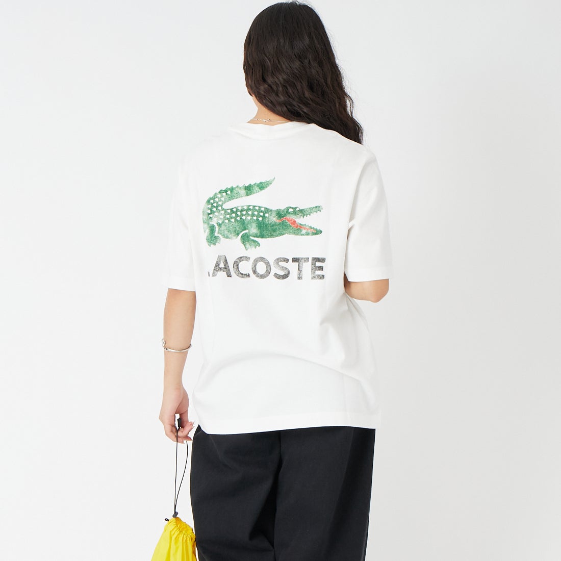 LACOSTE [ラコステ] ビンテージロゴ Tシャツ [TH9425] 70V FLOUR &&モデル身長：162cm 着用サイズ：2&&