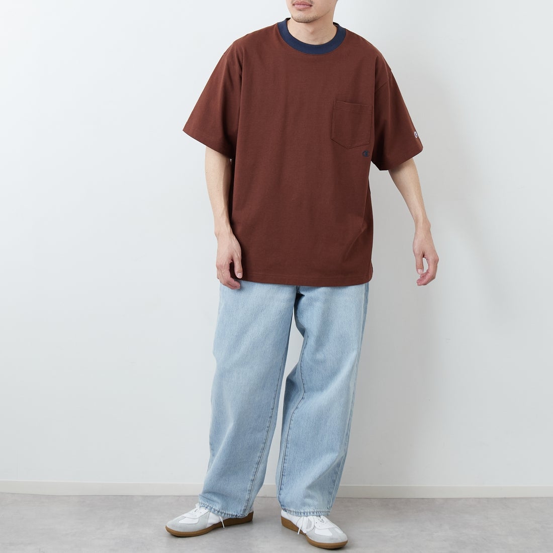 Champion [チャンピオン] 別注 スリーアイコン ロゴ刺繍ポケットTシャツ [C8-D334-JF] 810 OATMEA