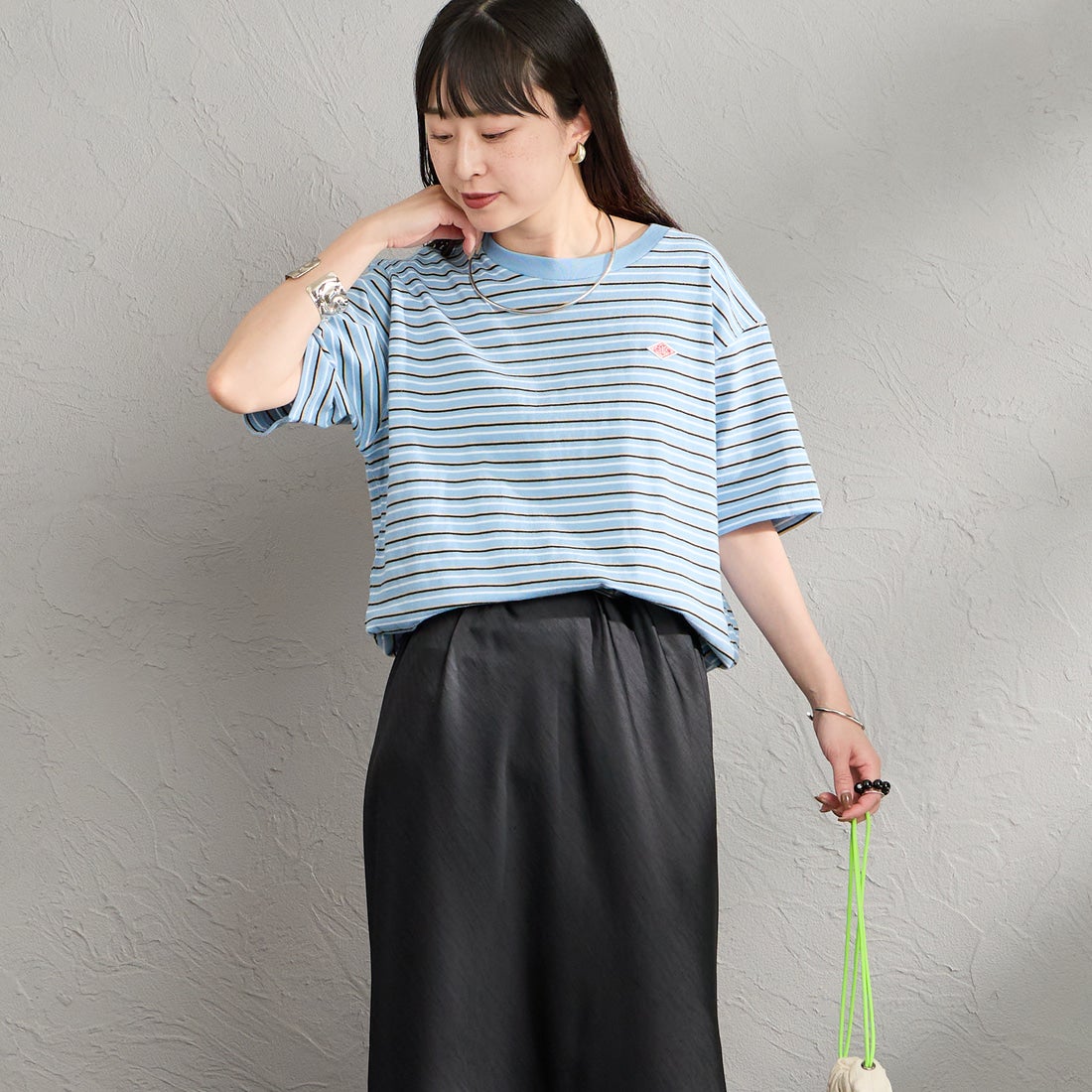 DANTON [ダントン] ショート丈 ストライプ半袖Tシャツ [DT-C0404CJJ] BLU/ORANGE &&モデル身長：150cm 着用サイズ：S&&