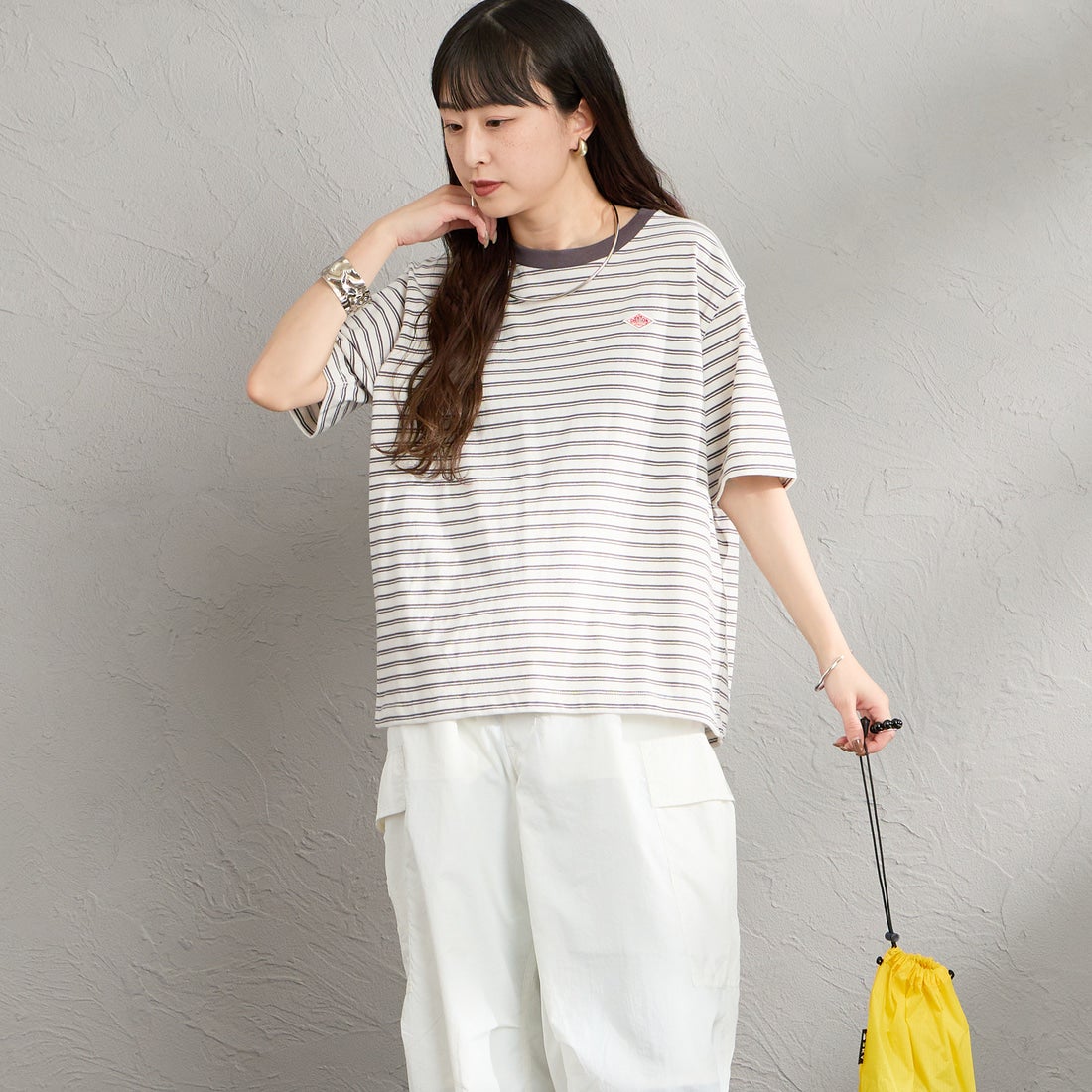 DANTON [ダントン] ショート丈 ストライプ半袖Tシャツ [DT-C0404CJJ] ECR/DK.BEG &&モデル身長：150cm 着用サイズ：S&&