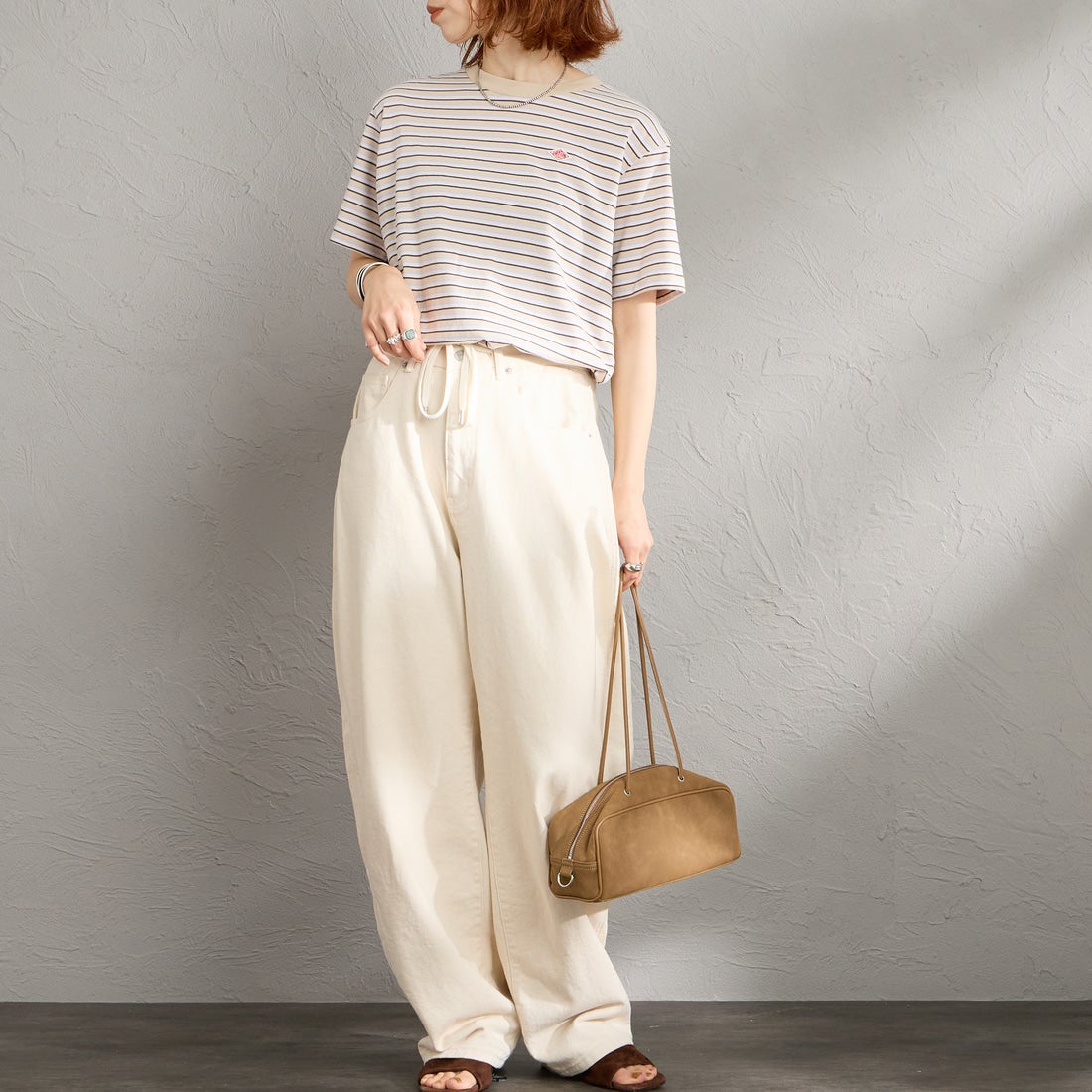 DANTON [ダントン] ショート丈 ストライプ半袖Tシャツ [DT-C0404CJJ] BEG/PURPLE &&モデル身長：158cm 着用サイズ：S&&