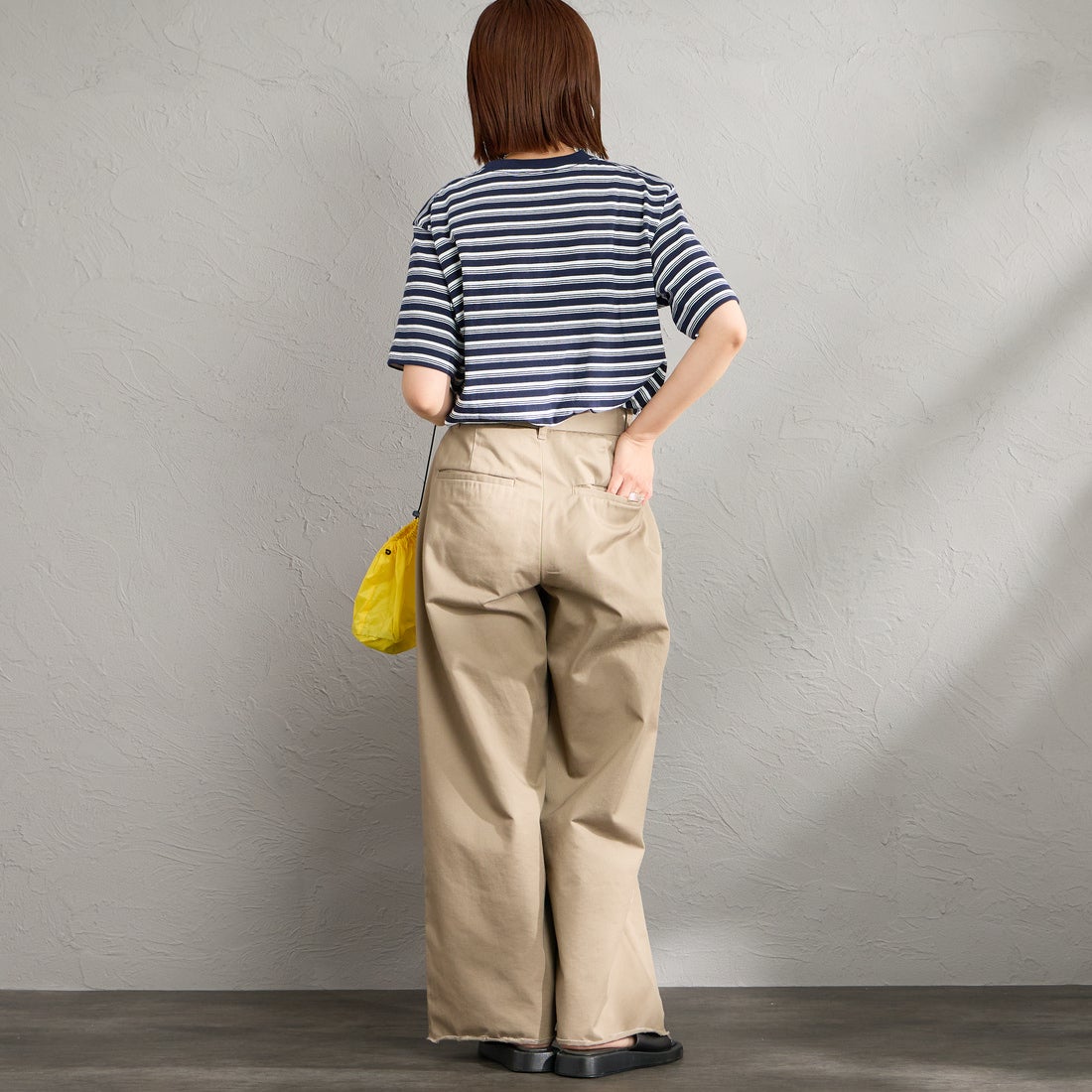 DANTON [ダントン] ショート丈 ストライプ半袖Tシャツ [DT-C0404CJJ] NVY/OFF WH &&モデル身長：159cm 着用サイズ：M&&