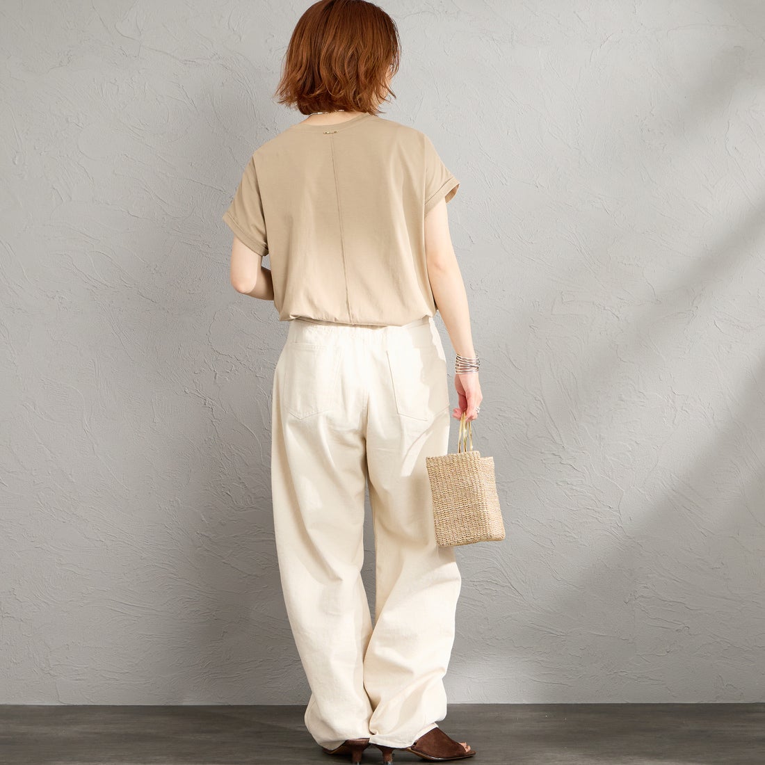 MICA&DEAL × JEANSFACTORY [マイカアンドディール × ジーンズファクトリー] 別注 フレンチスリーブ フォトプリントTシャツ [0126209178-JF] BEIGE &&モデル身長：158cm 着用サイズ：F&&