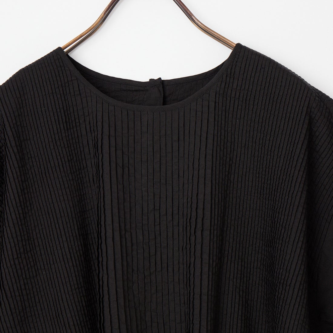 maison de soil [メゾンドソイル] ミニピンタック ハーフスリーブプルオーバー [NMDS26241] 9900 BLACK