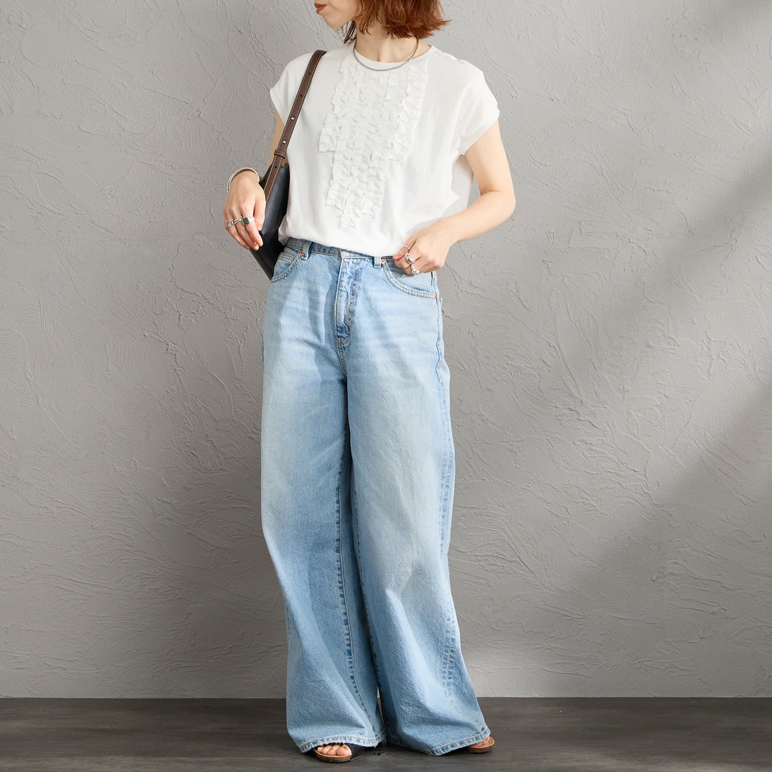 mizuiro ind [ミズイロインド] フレンチスリーブフリルプルオーバー [1-210082] 11 OFF WHI&&モデル身長：158cm 着用サイズ：F&&