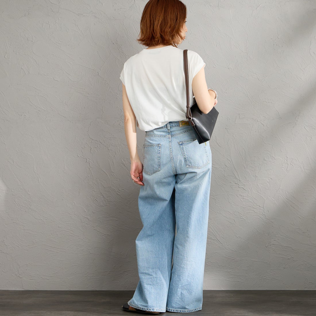 mizuiro ind [ミズイロインド] フレンチスリーブフリルプルオーバー [1-210082] 11 OFF WHI&&モデル身長：158cm 着用サイズ：F&&