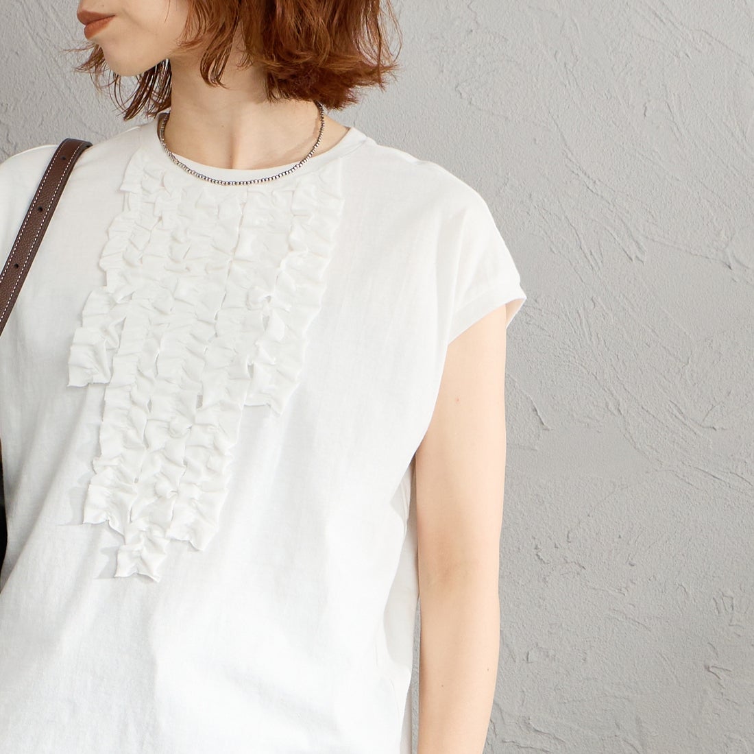 mizuiro ind [ミズイロインド] フレンチスリーブフリルプルオーバー [1-210082] 11 OFF WHI&&モデル身長：158cm 着用サイズ：F&&