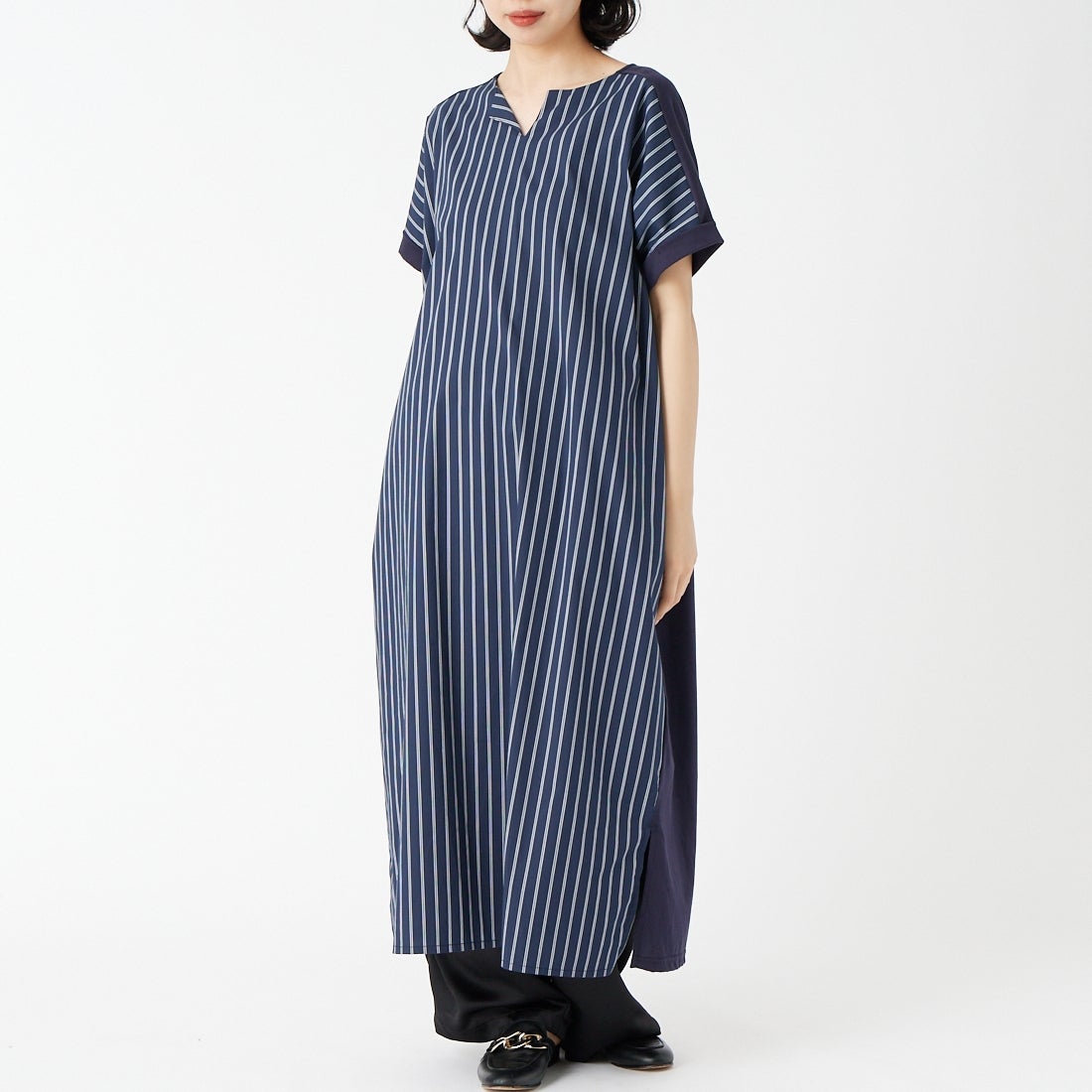 Jf Ready Made [ジェイエフレディメイド] キーネックワンピース [3212105] 595 STﾈｲﾋﾞ &&モデル身長：162cm 着用サイズ：F&&