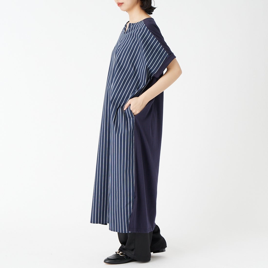 Jf Ready Made [ジェイエフレディメイド] キーネックワンピース [3212105] 595 STﾈｲﾋﾞ &&モデル身長：162cm 着用サイズ：F&&