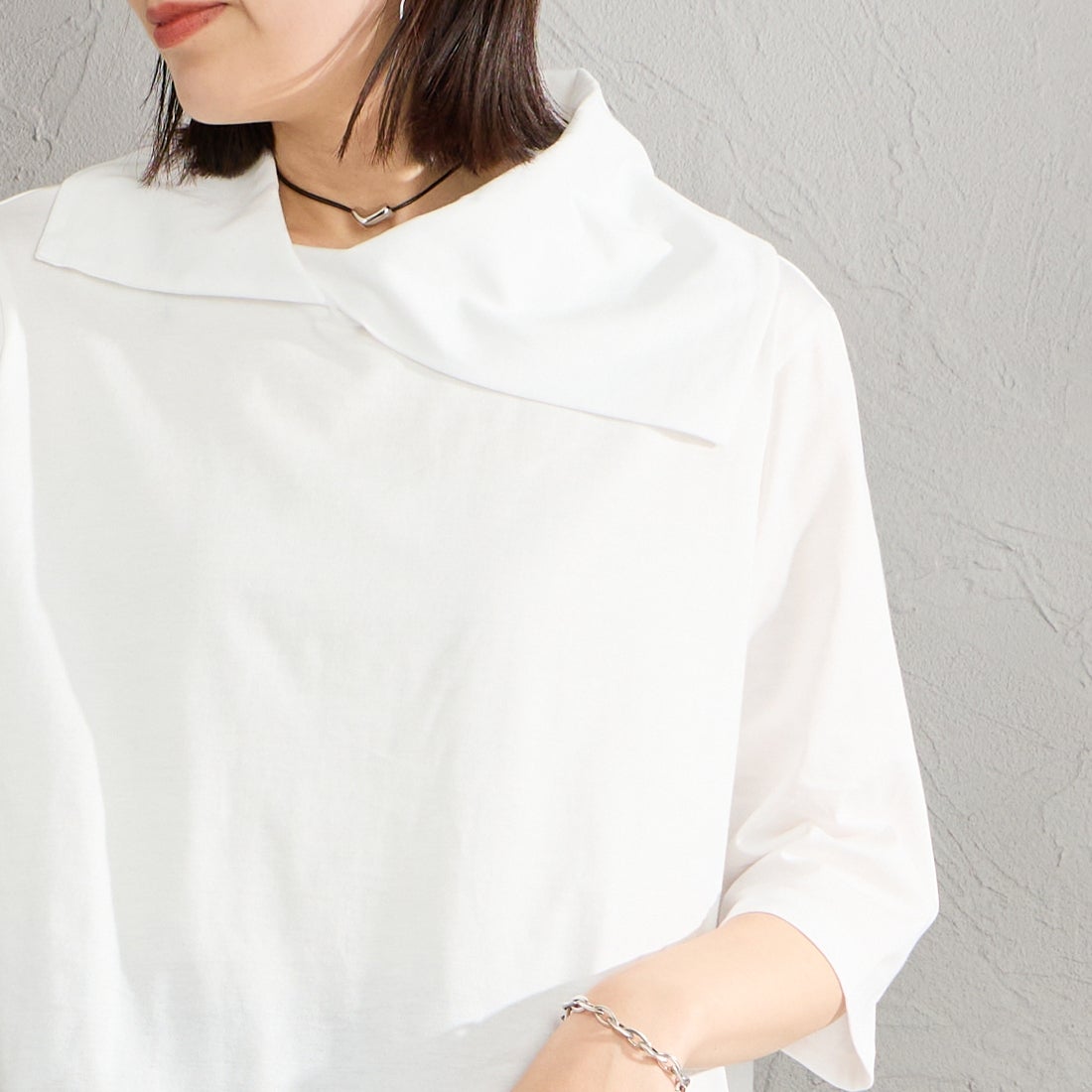 mizuiro ind [ミズイロインド] アシンメトリーカラープルオーバー [1-210071] 11 OFF WHI &&モデル身長：160cm 着用サイズ：F&&