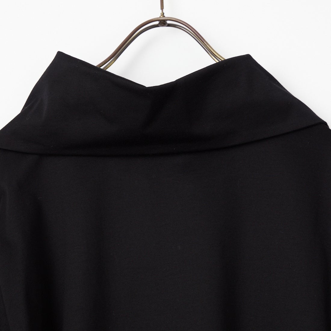 mizuiro ind [ミズイロインド] アシンメトリーカラープルオーバー [1-210071] 99 BLACK