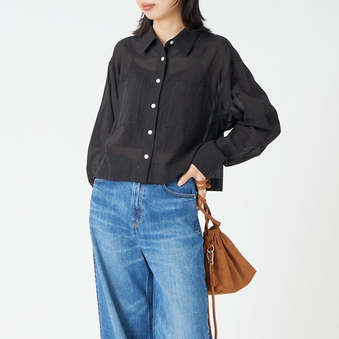 BLACK&&モデル身長：162cm 着用サイズ：F&&