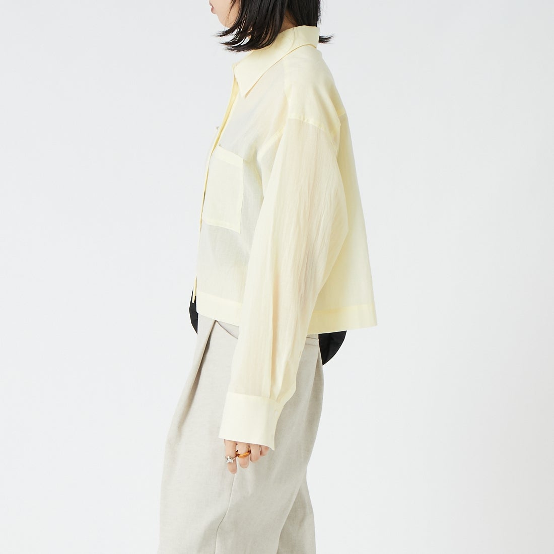 USINE [ユジーヌ] シアー短丈シャツ [IN11-SH-6] KINARI &&モデル身長：162cm 着用サイズ：F&&