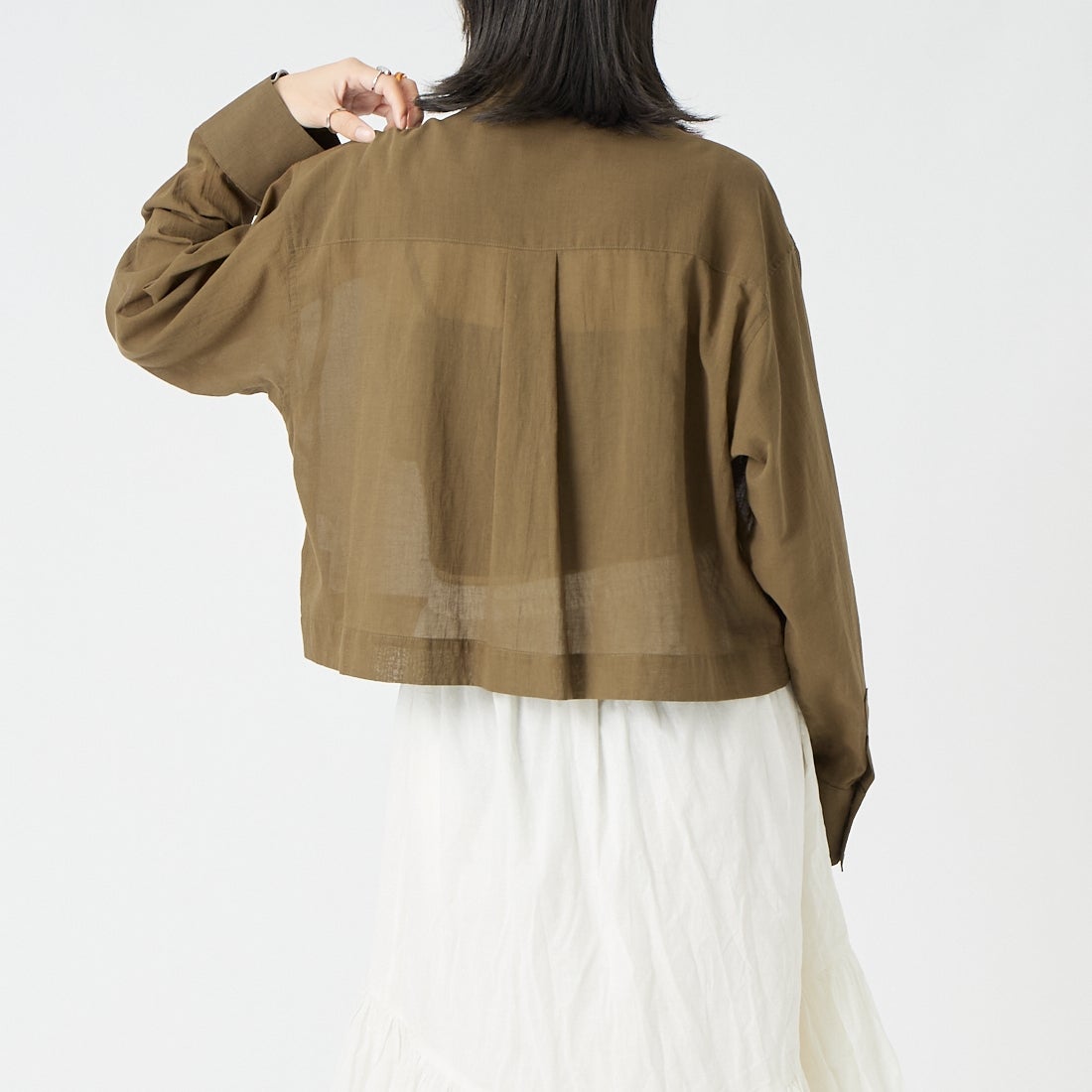 USINE [ユジーヌ] シアー短丈シャツ [IN11-SH-6] KHAKI.B &&モデル身長：162cm 着用サイズ：F&&