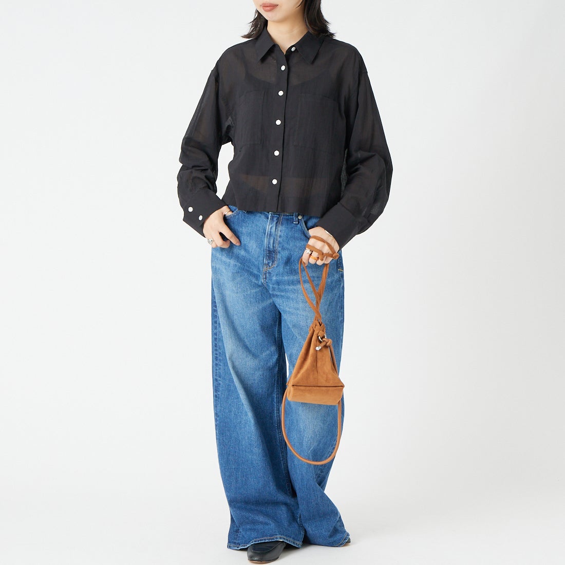 USINE [ユジーヌ] シアー短丈シャツ [IN11-SH-6] BLACK &&モデル身長：162cm 着用サイズ：F&&