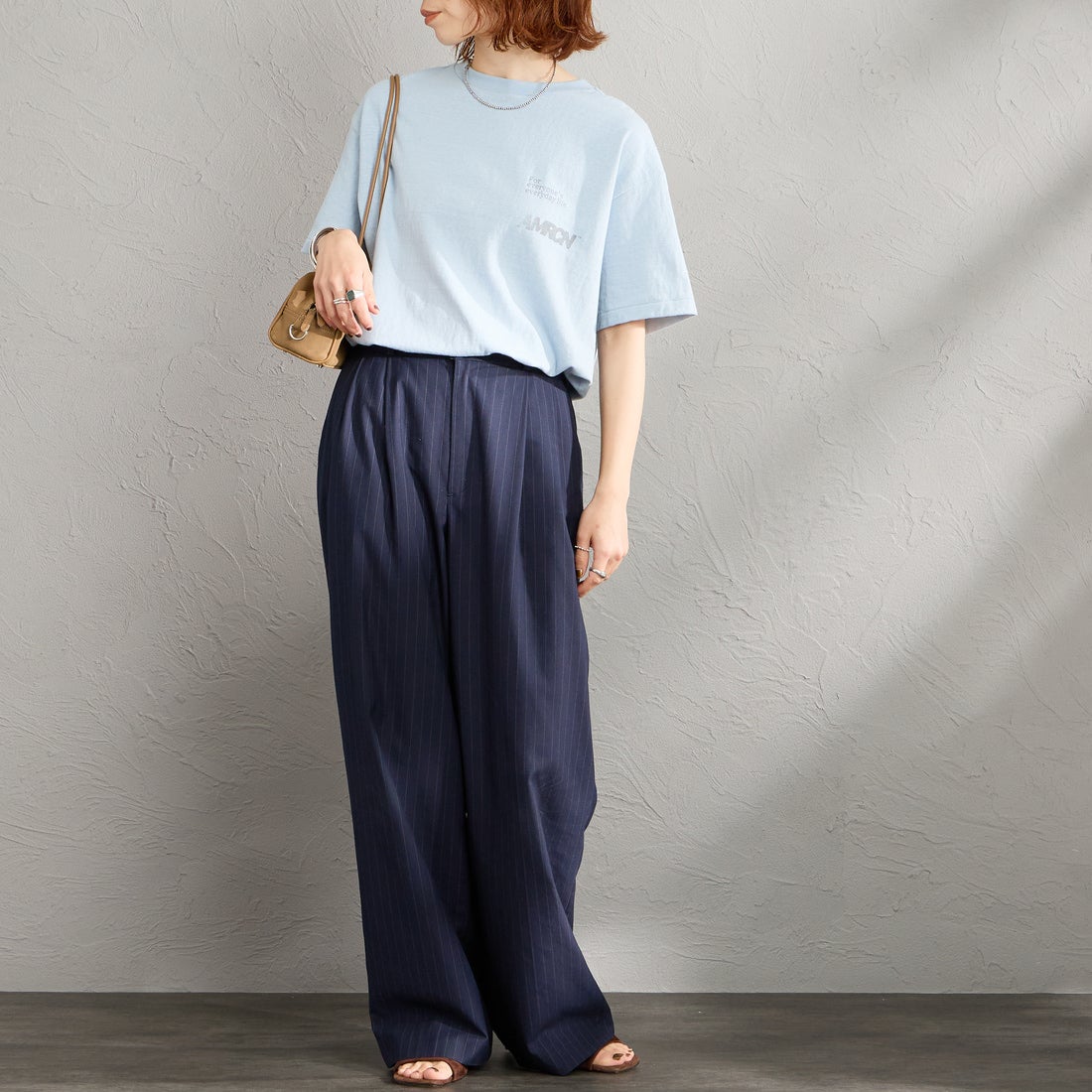 Americana [アメリカーナ] バックプリントTシャツ [BRF-808A-1] ﾌﾞﾙｰｸﾞﾚｰ &&モデル身長：158cm 着用サイズ：ONE SIZE&&