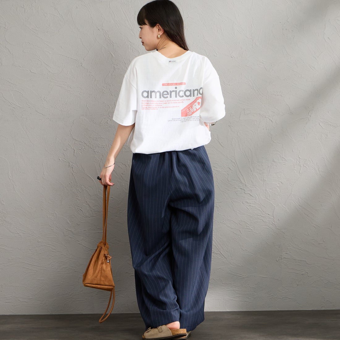 Americana [アメリカーナ] バックプリントTシャツ [BRF-808A-1] ﾎﾜｲﾄ &&モデル身長：150cm 着用サイズ：ONE SIZE&&