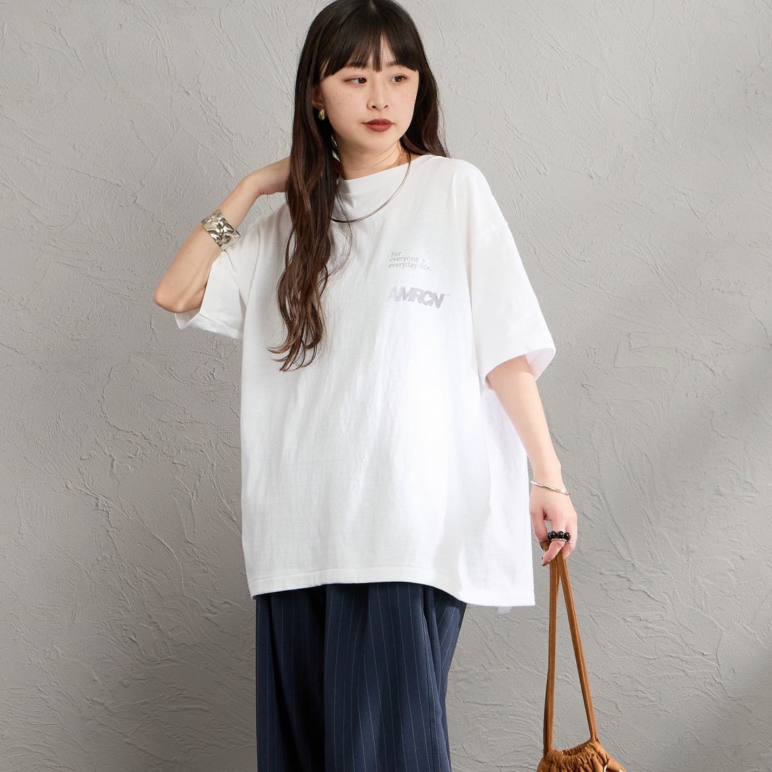 Americana [アメリカーナ] バックプリントTシャツ [BRF-808A-1] ﾎﾜｲﾄ &&モデル身長：150cm 着用サイズ：ONE SIZE&&