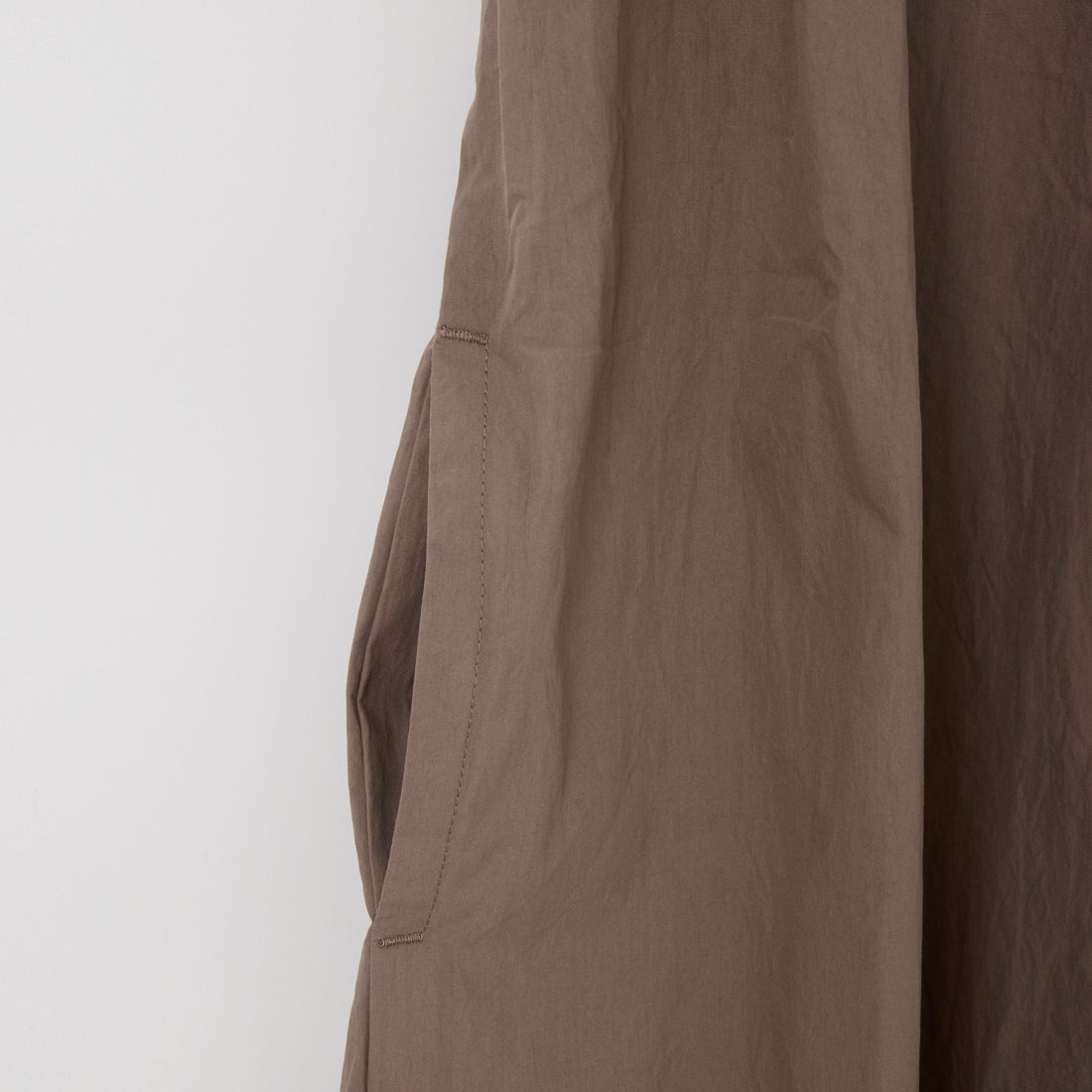 KHA:KI [カーキ] Vネックジャンパードレス [MIL26HOP3102] BROWN
