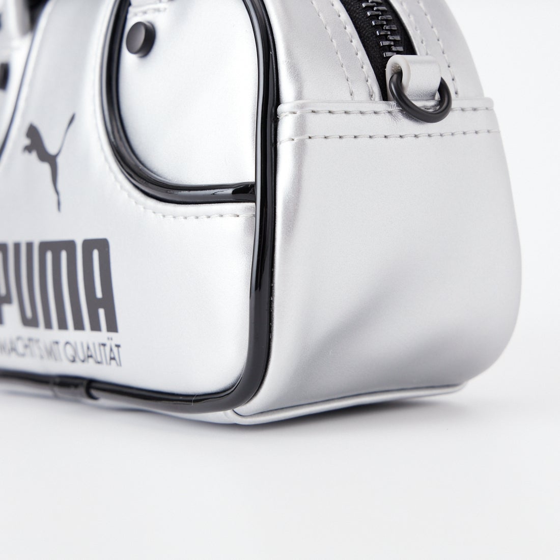 PUMA [プーマ] 1976 メタリック マイクロ グリップバッグ [092485] 01 GLACIAL