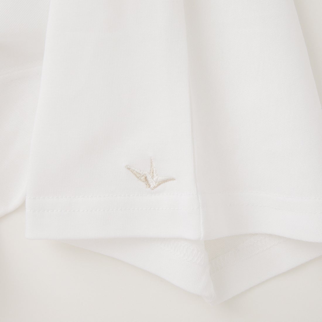 1PIU1UGUALE3 RELAX [ウノ ピゥ ウノ ウグァーレ トレ] シャドウ ロゴ 半袖Tシャツ [UST-26005] SN10 WHITE