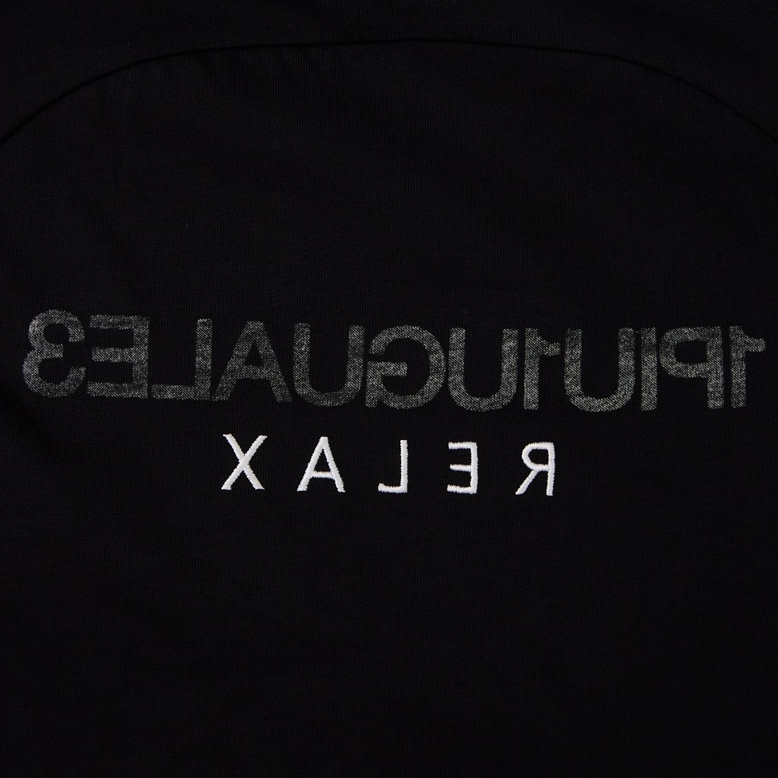1PIU1UGUALE3 RELAX [ウノ ピゥ ウノ ウグァーレ トレ] リバース ロゴ 半袖Tシャツ [UST-26069] SN90 BLACK
