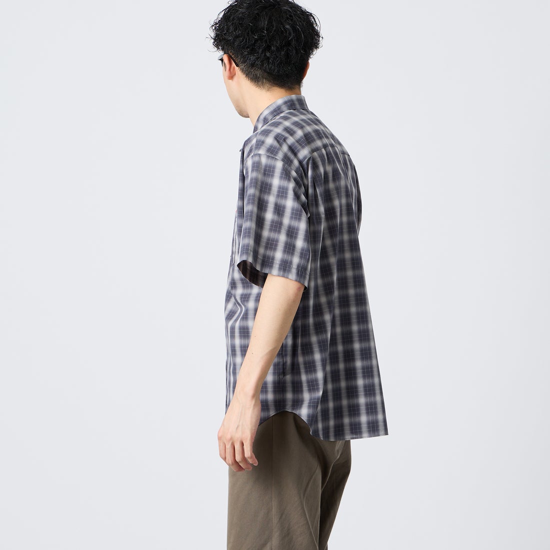 DANTON [ダントン] ポプリン ショートスリーブシャツ [DT-B0434TCV] GRY/CHR OM &&モデル身長：167cm 着用サイズ：38&&