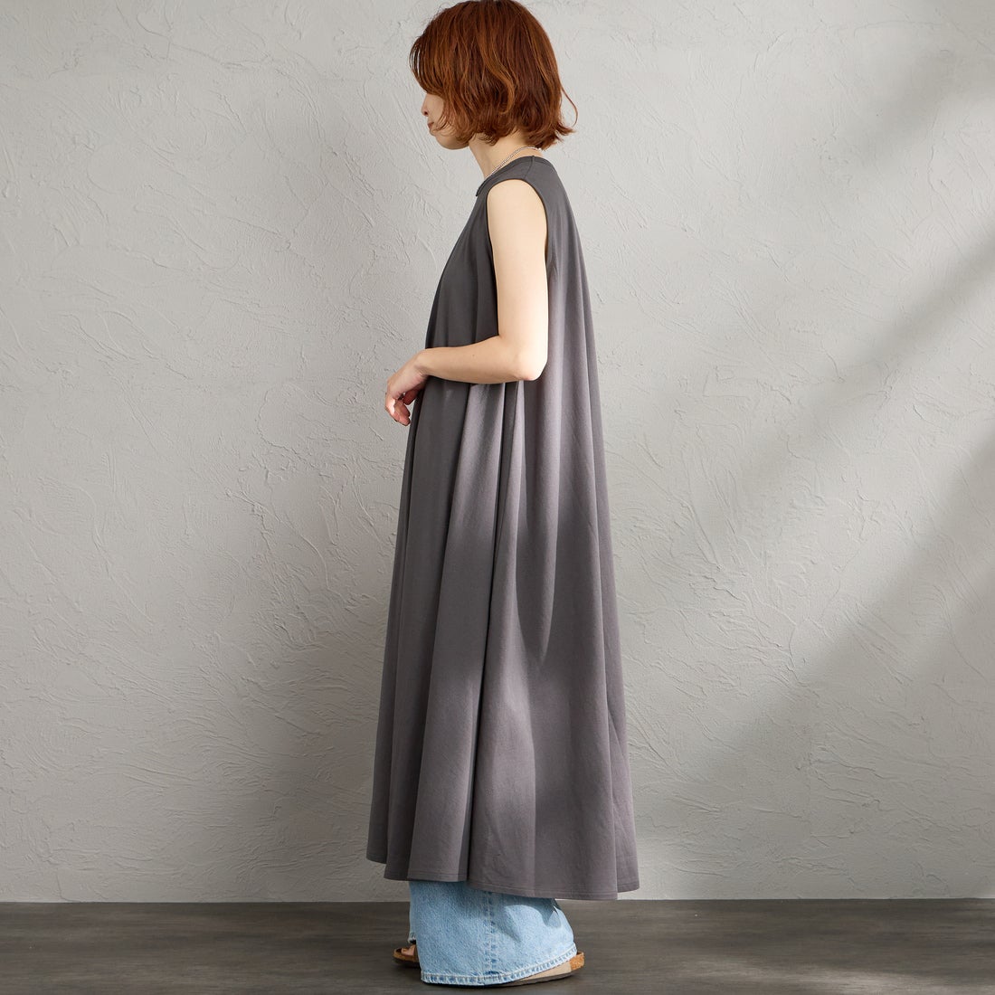 ORCIVAL [オーシバル] ノースリーブAラインシルエット カットワンピース [OR-C0534OEJ] CHARCOAL &&モデル身長：158cm 着用サイズ：2&&