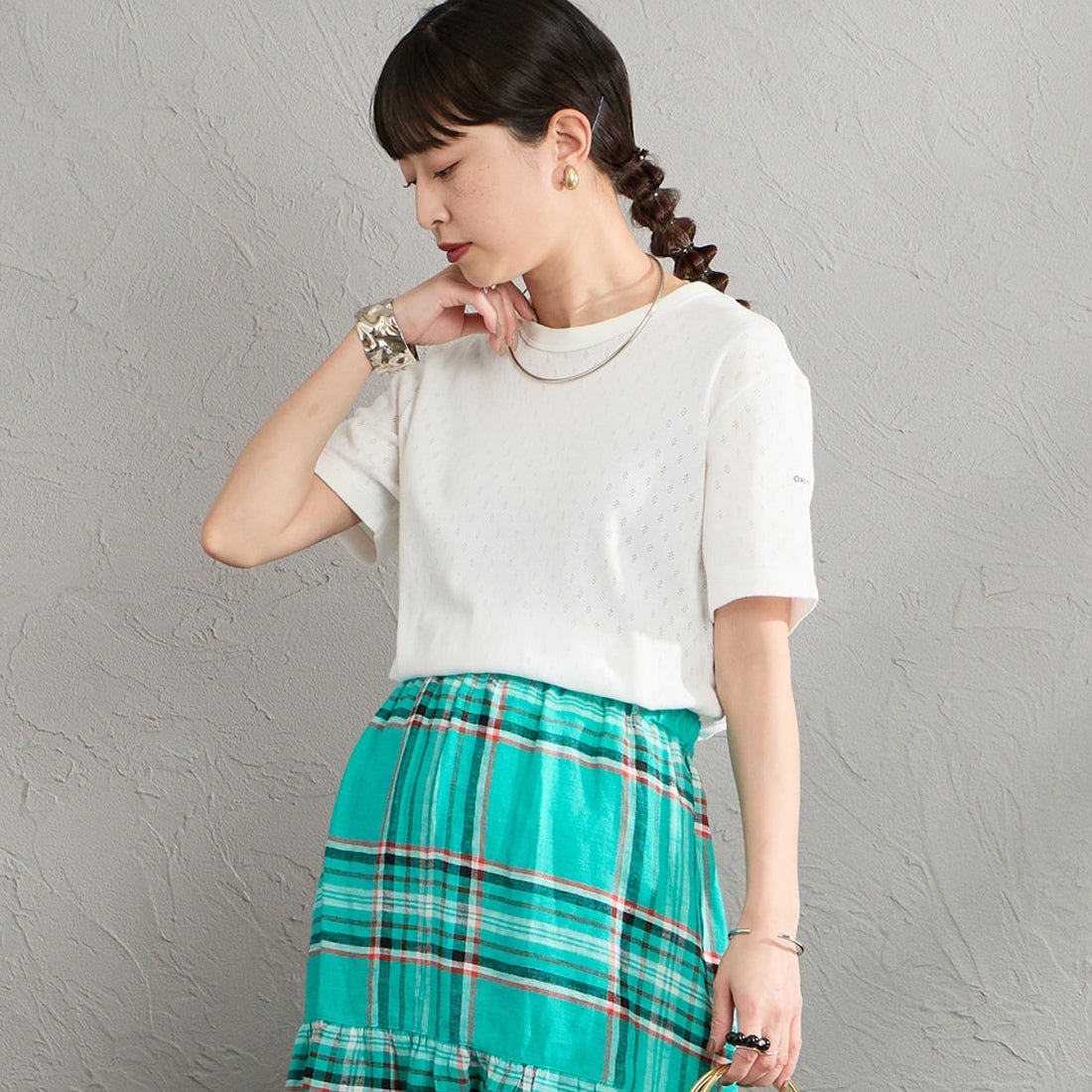 OFF WHITE&&モデル身長：150cm 着用サイズ：2&&