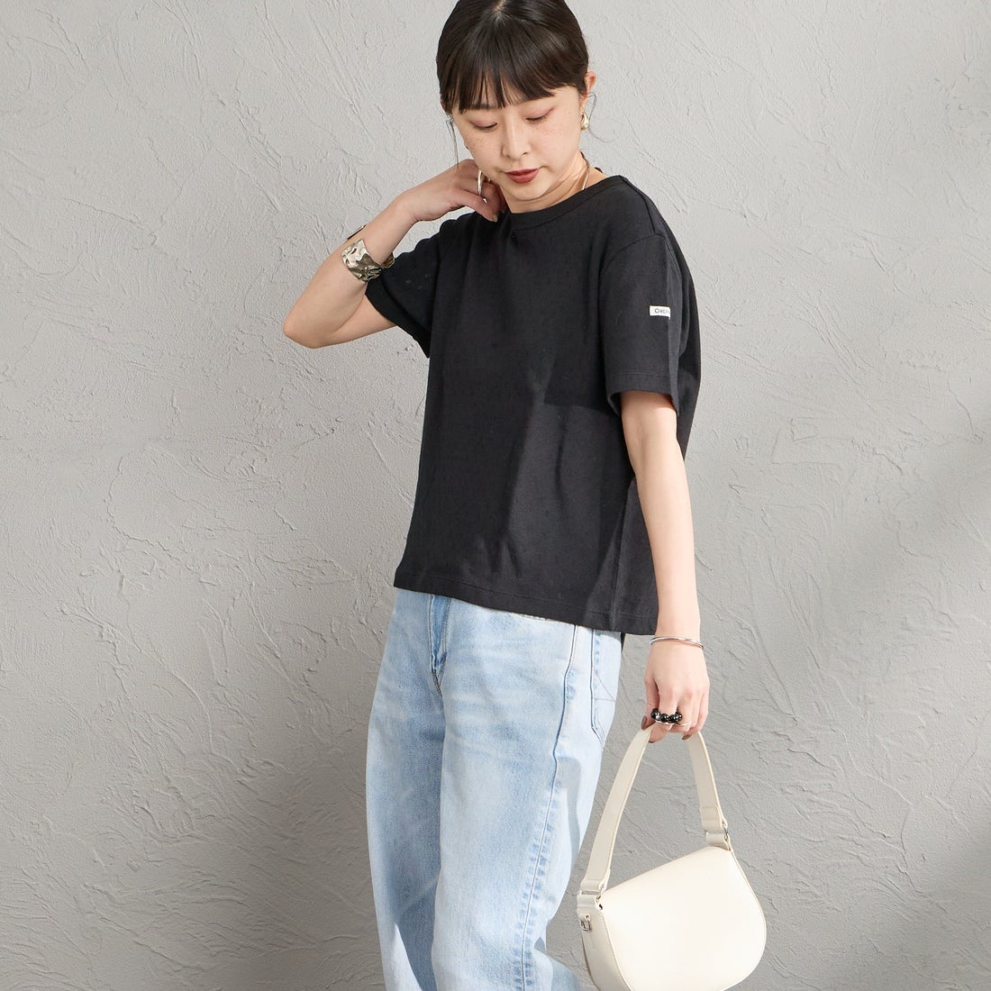 ORCIVAL [オーシバル] パターンメッシュ クルーネックTシャツ [OR-C0527OWE] BLACK &&モデル身長：150cm 着用サイズ：2&&