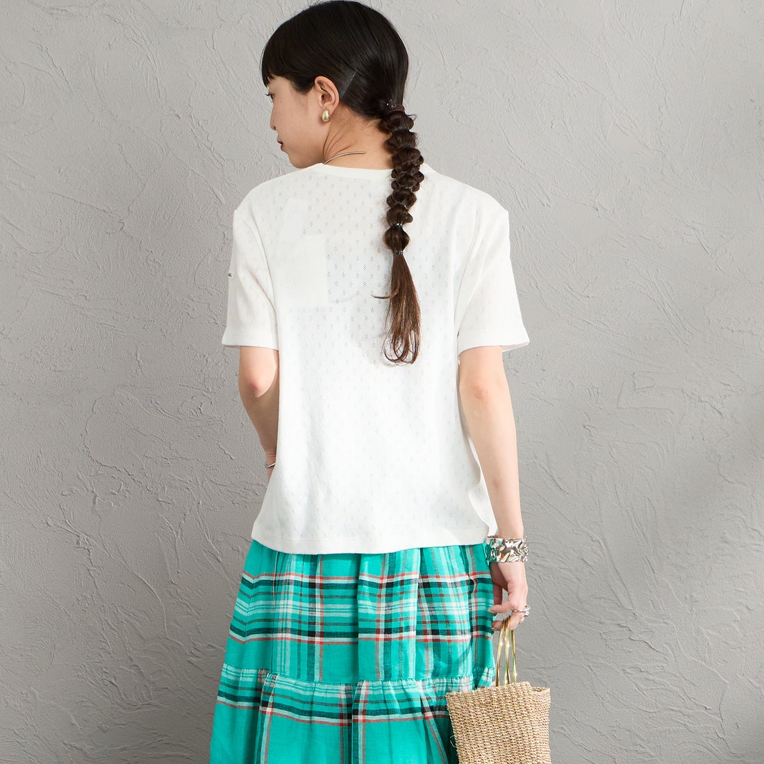ORCIVAL [オーシバル] パターンメッシュ クルーネックTシャツ [OR-C0527OWE] OFF WHITE &&モデル身長：150cm 着用サイズ：2&&