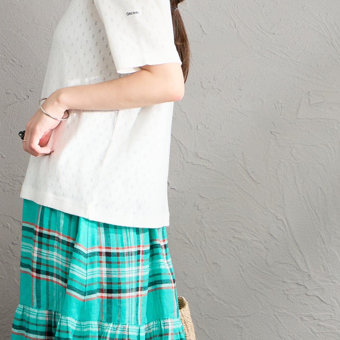 ORCIVAL [オーシバル] パターンメッシュ クルーネックTシャツ [OR-C0527OWE] OFF WHITE &&モデル身長：150cm 着用サイズ：2&&
