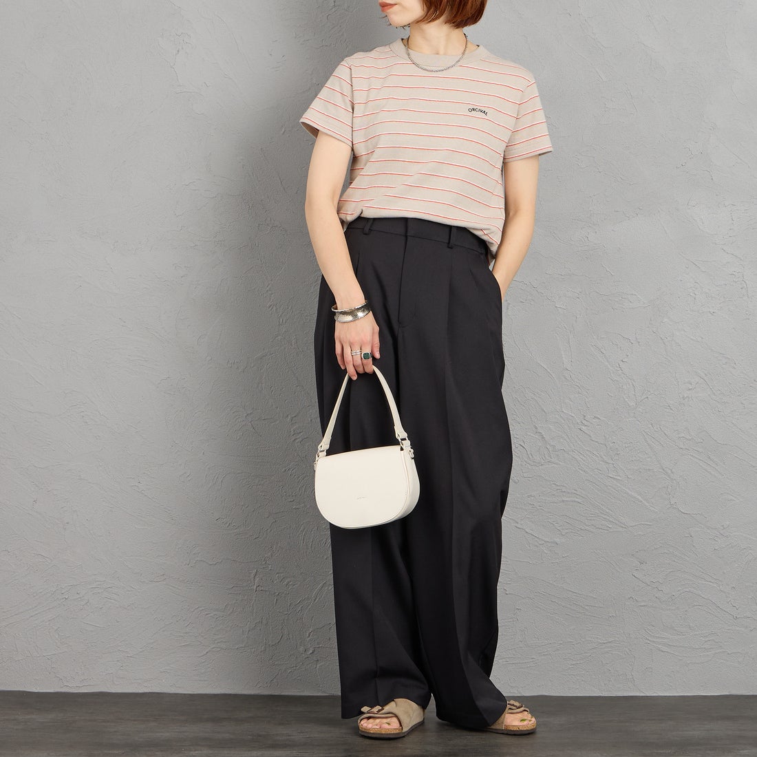 ORCIVAL [オーシバル] ワンポイント刺繍 ショートスリーブTシャツ [OR-C0519TSB] GRE/RED/WH &&モデル身長：158cm 着用サイズ：2&&