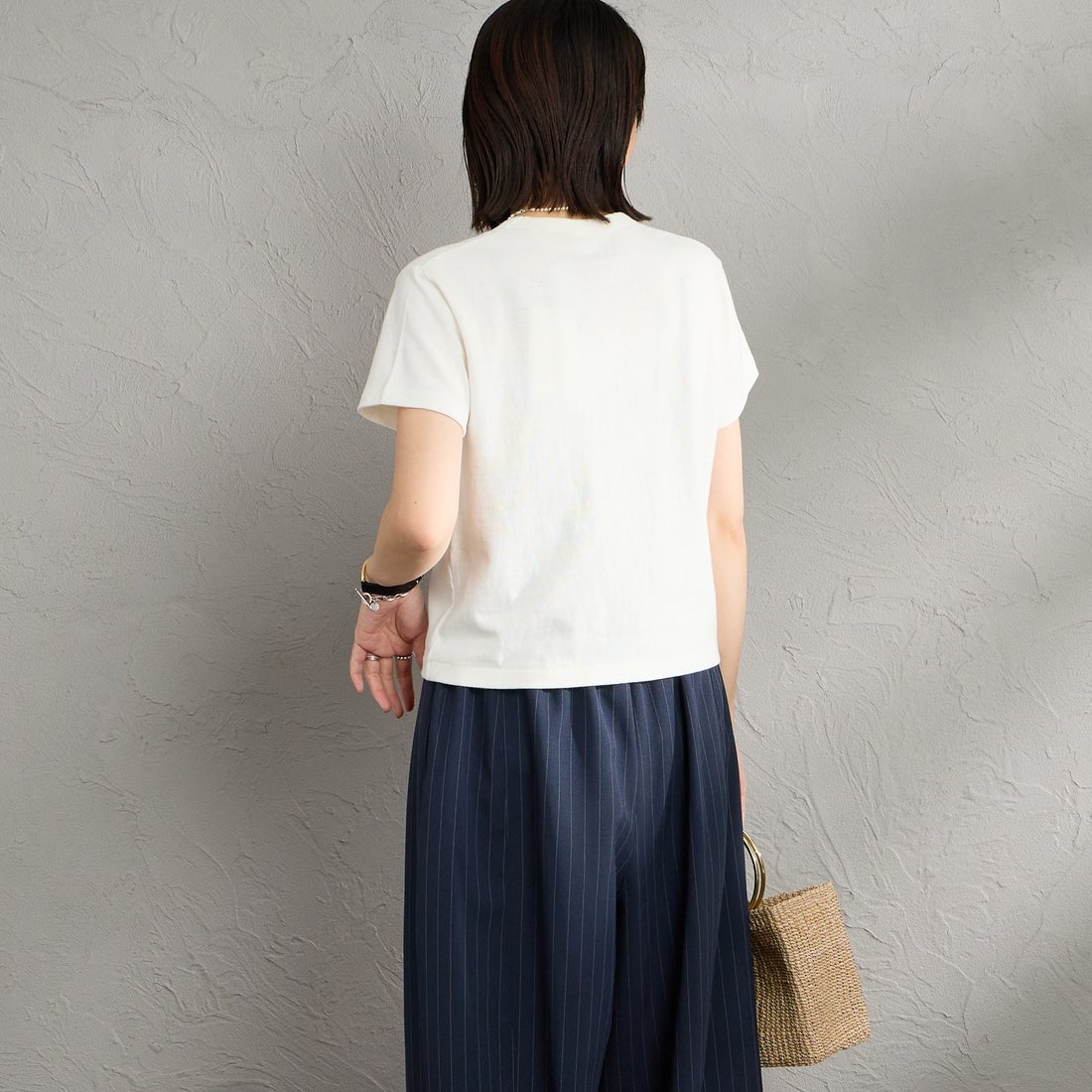 ORCIVAL [オーシバル] ワンポイント刺繍 ショートスリーブTシャツ [OR-C0519TSB] OFF WHITE &&モデル身長：160cm 着用サイズ：2&&