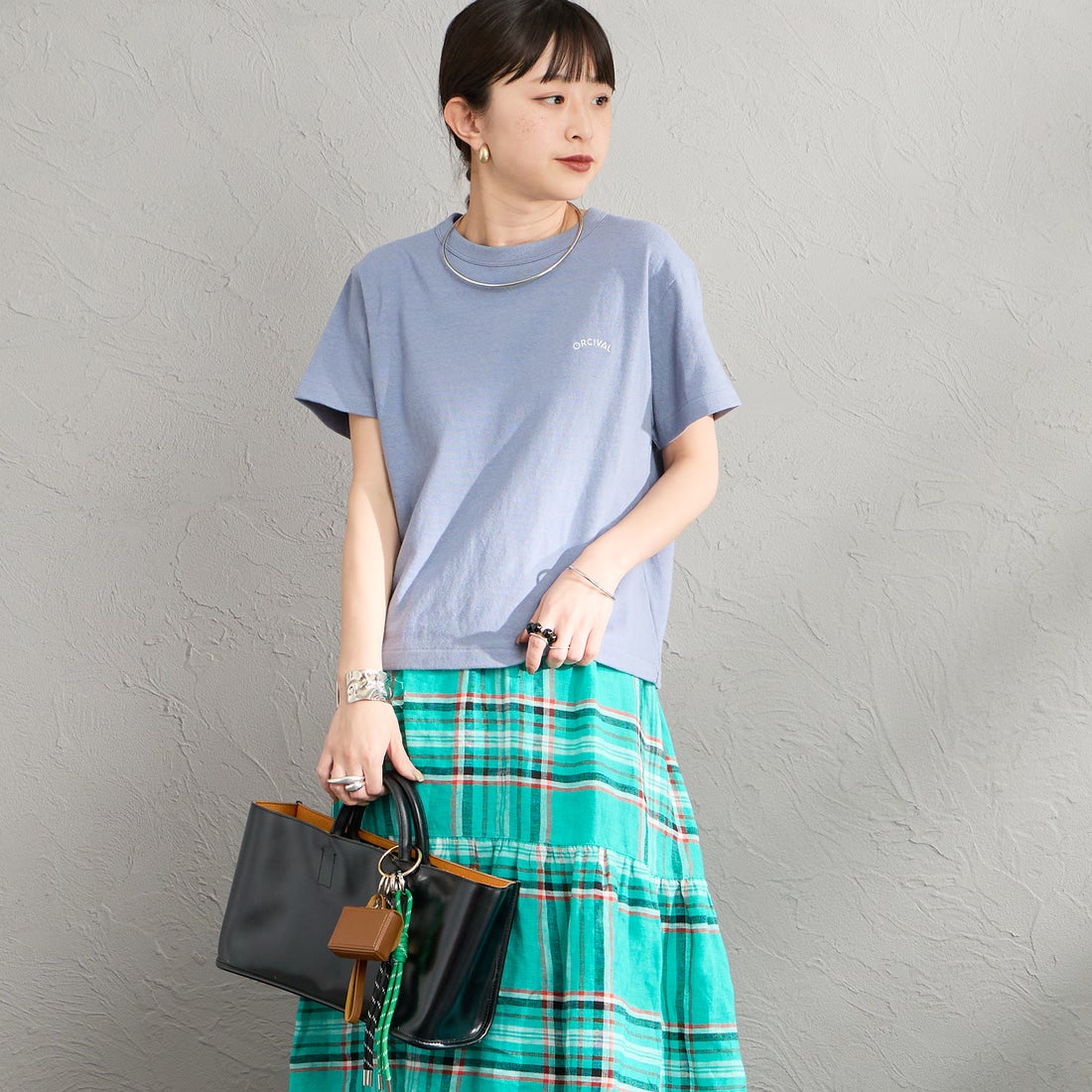ORCIVAL [オーシバル] ワンポイント刺繍 ショートスリーブTシャツ [OR-C0519TSB] SAX &&モデル身長：150cm 着用サイズ：2&&