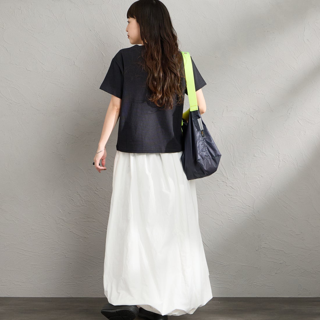 ORCIVAL [オーシバル] ワンポイント刺繍 ショートスリーブTシャツ [OR-C0519TSB] BLACK &&モデル身長：150cm 着用サイズ：2&&