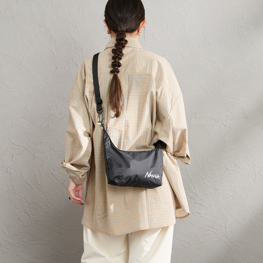 NANGA [ナンガ] ファイバーマックスTUL コンパクトサコッシュ [N2610-3N014Z] BLK