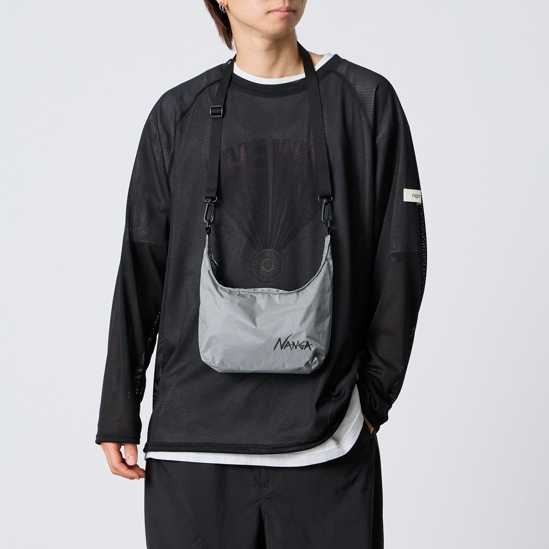NANGA [ナンガ] ファイバーマックスTUL コンパクトサコッシュ [N2610-3N014Z] GRY