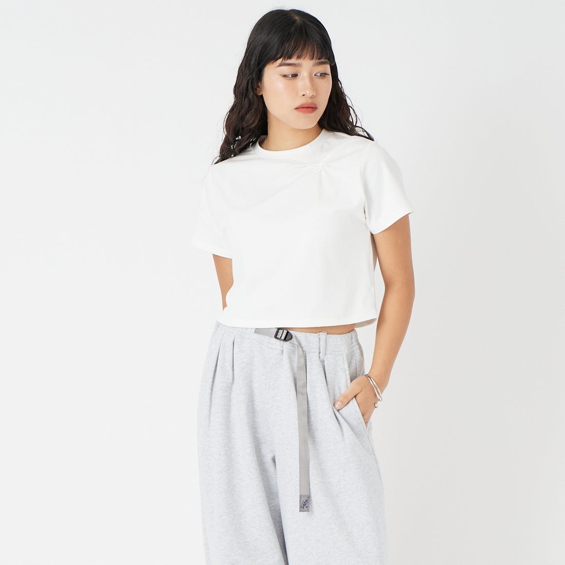 OWHT&&モデル身長：162cm 着用サイズ：F&&