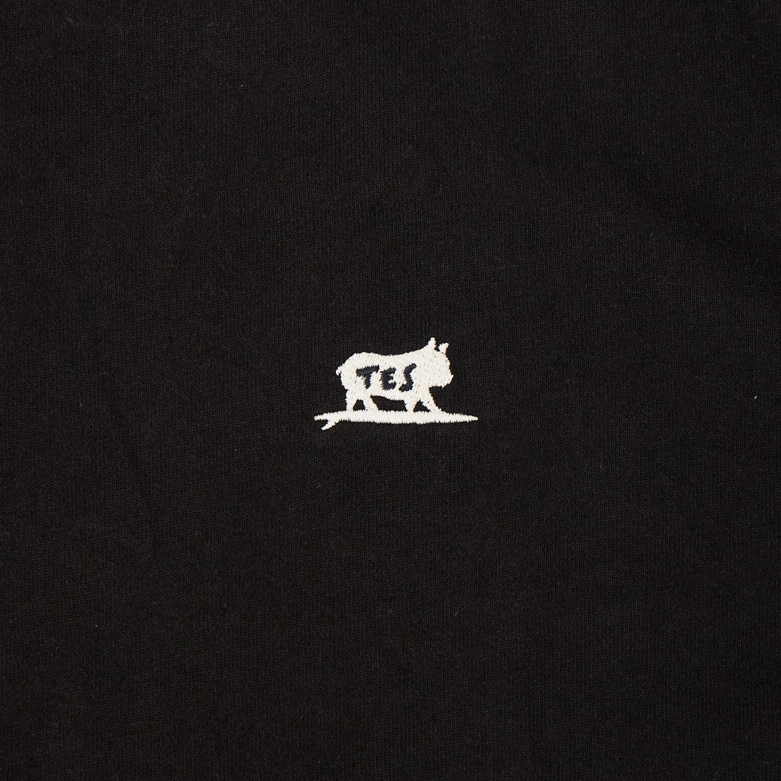 The Endless Summer [エンドレスサマー] サテンワッペン Tシャツ [C-26574309] 01 BLACK