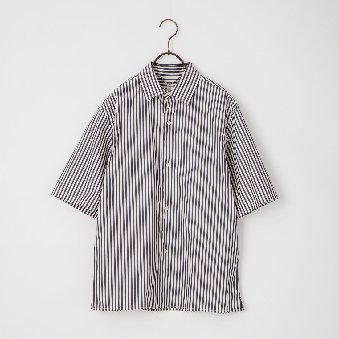 01 STRIPE